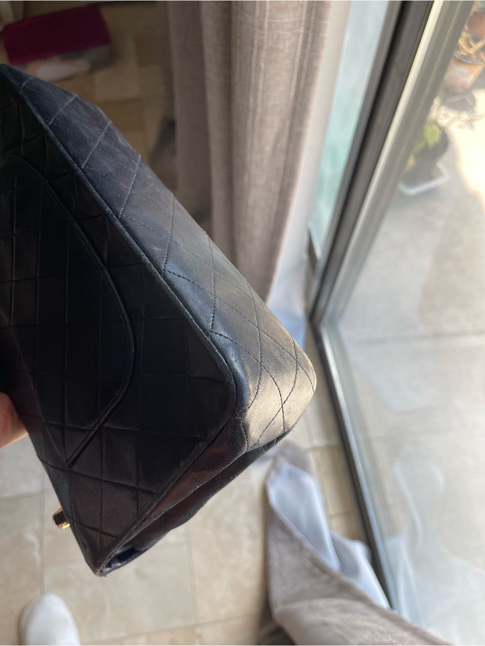 CHANEL Vintage Medium Flap - Picture 4 of 12